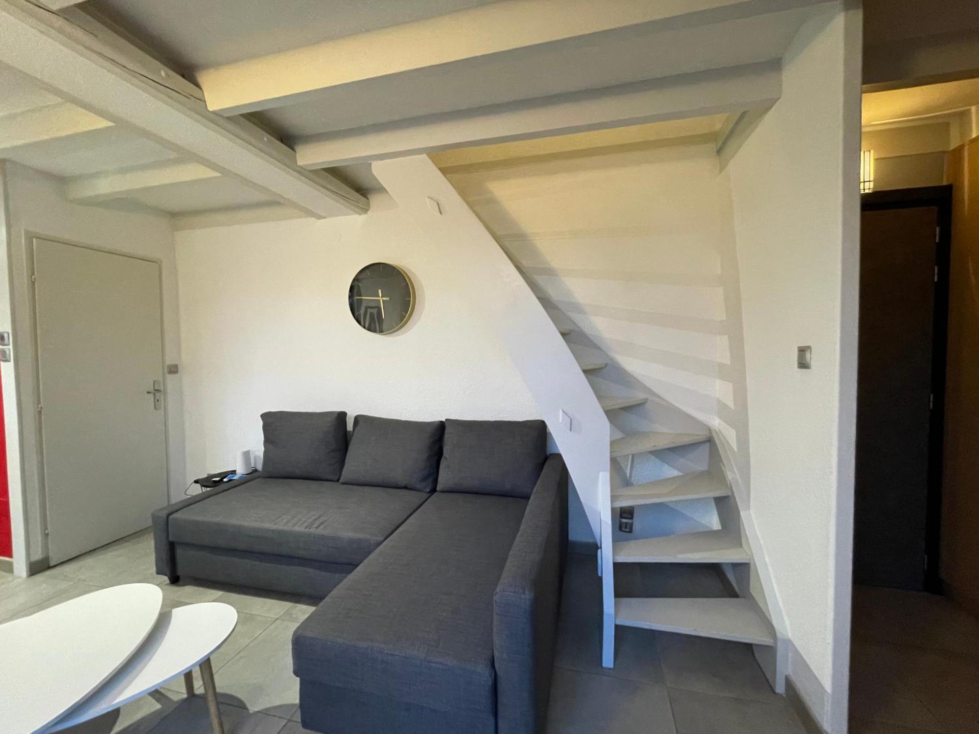 Fathala - Appartement Lumineux En Dernier Etage - Face A La Gare Routiere Sarrebourg Dış mekan fotoğraf